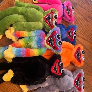 Huggy wuggy 15.75 inches